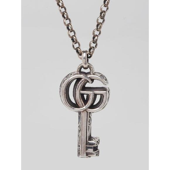 Gucci Sterling Silver GG Marmont Key Necklace - Picture 4 of 7